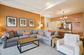 Gorgeous views, tastefully decorated Ski on ski off 3 bedroom condo, with sports center access Lodges 303